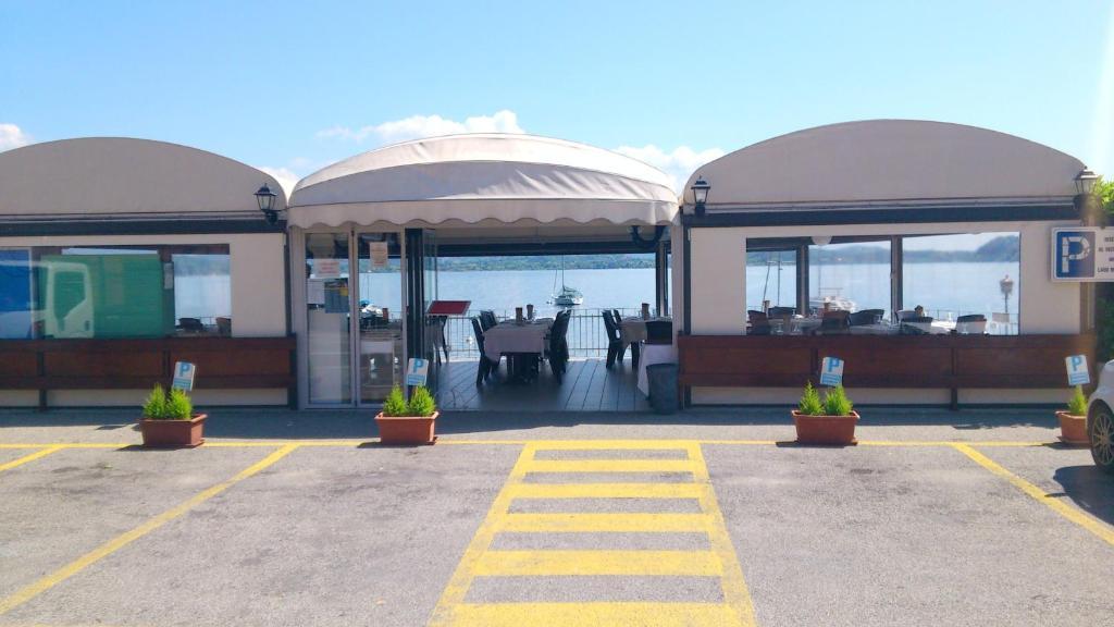 Lago Maggiore Lesa Exteriér fotografie