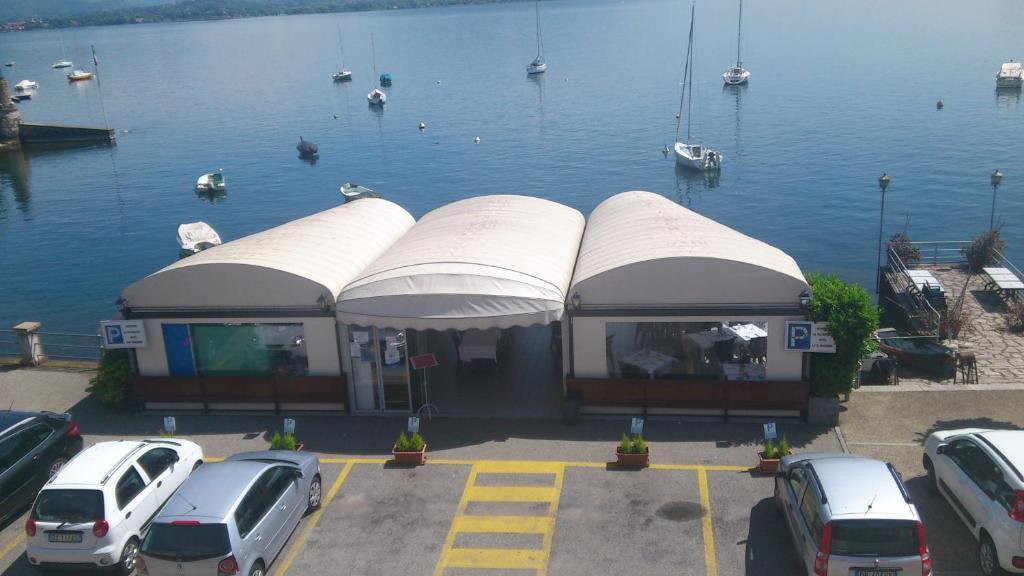 Lago Maggiore Lesa Exteriér fotografie
